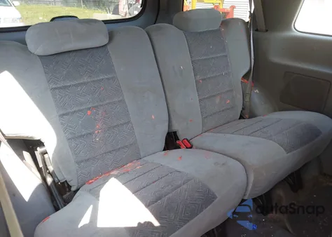 2000 Ford Explorer Sport from USA, damaged, VIN 1FMYU70E5YUA56172